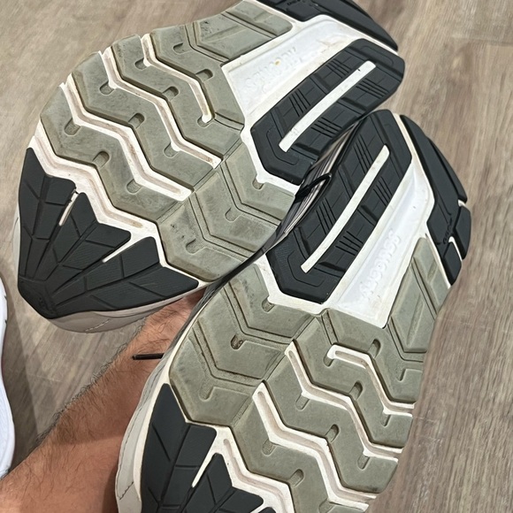 Women’s SAUCONY 10.5 Echelon 8 PWR Run Support Frame Running Shoes Great Shape! - Picture 10 of 12